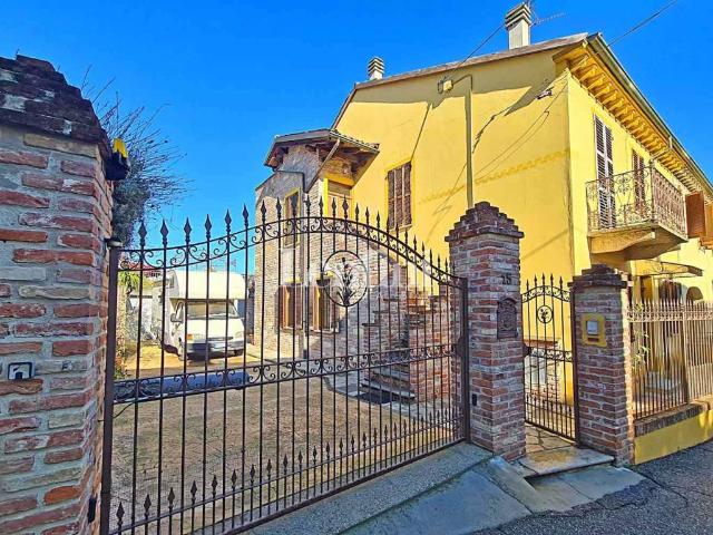 Villa in vendita a Casale Monferrato AL