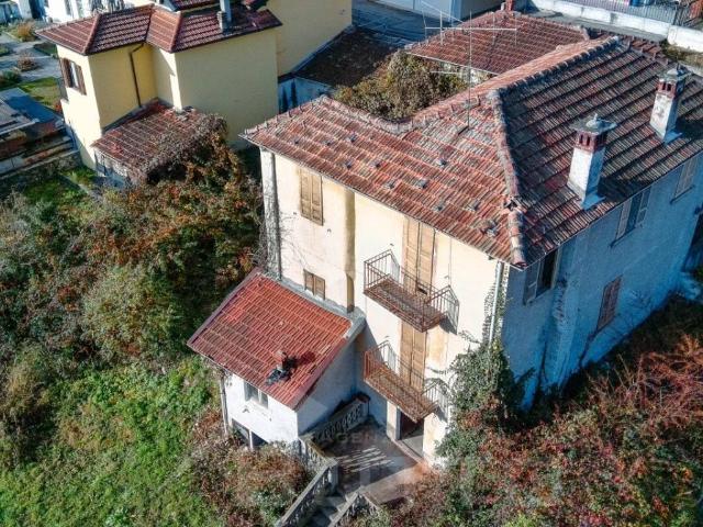 Villa in vendita a Casale Corte Cerro VB