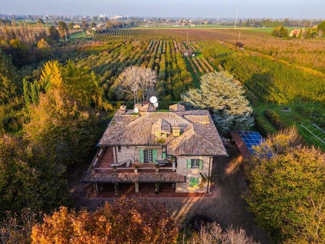 Villa in vendita a Casalgrande RE