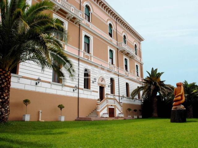 Villa in vendita a Casali del Manco CS