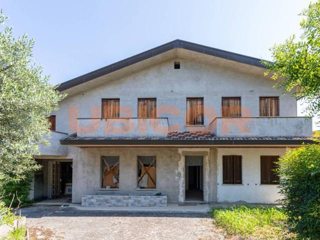 Villa in vendita a Casalserugo PD