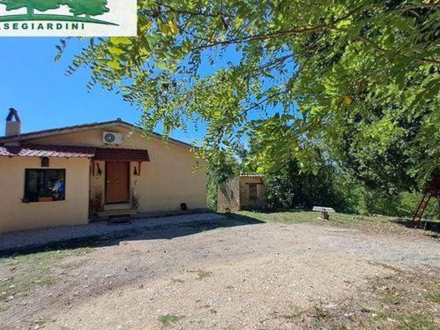 Villa in vendita a Casaprota RI