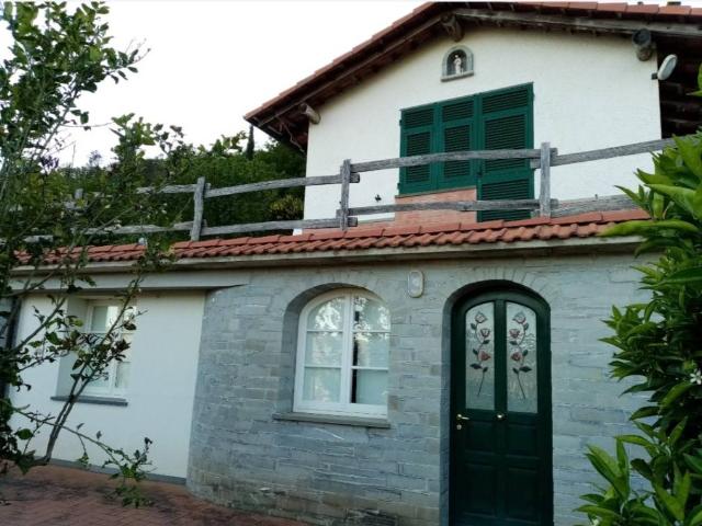 Villa in vendita a Casarza Ligure GE