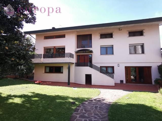 Villa in vendita a Casarsa della Delizia PN