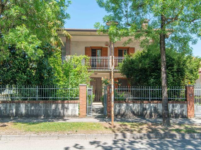 Villa in vendita a Casarsa della Delizia, San Giovanni