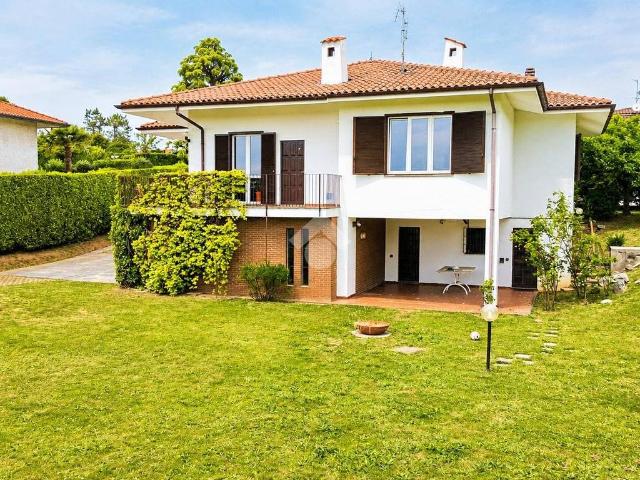 Villa in vendita a Casatenovo LC