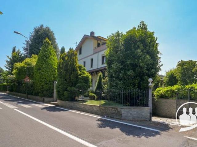 Villa in vendita a Caselette