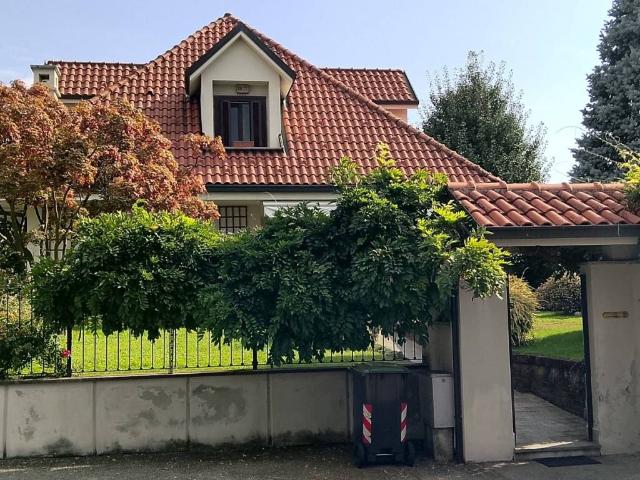 Villa in vendita a Caselle Torinese TO