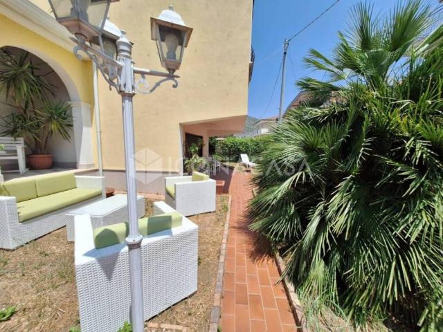 Villa in vendita a Caserta CE