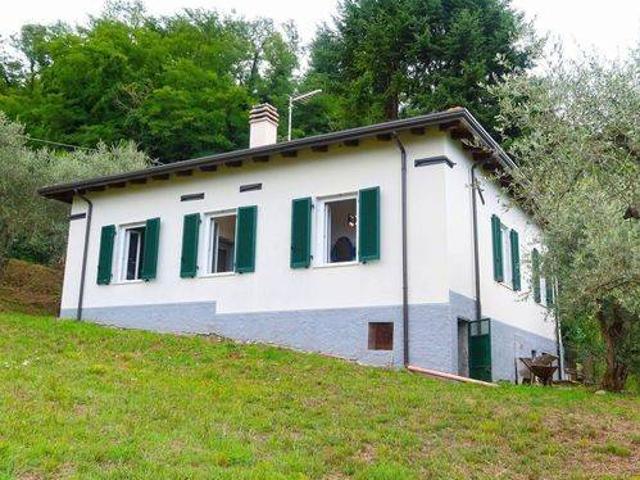 Villa in vendita a Casola in Lunigiana MS