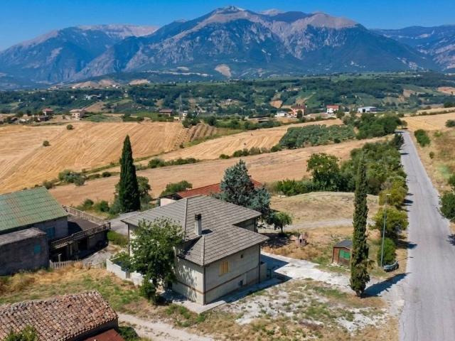 Villa in vendita a Casoli CH