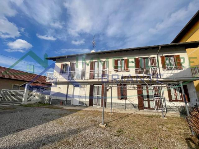 Villa in vendita a Casorate Sempione VA