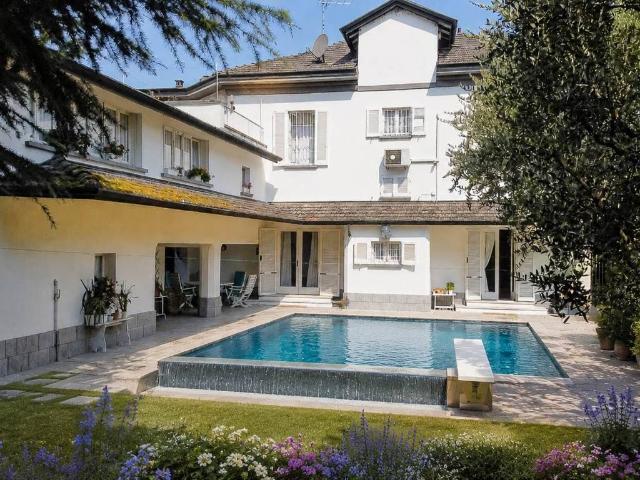 Villa in vendita a Casorate Primo PV