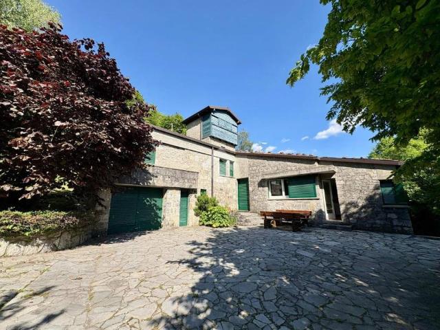Villa in vendita a Casnigo BG