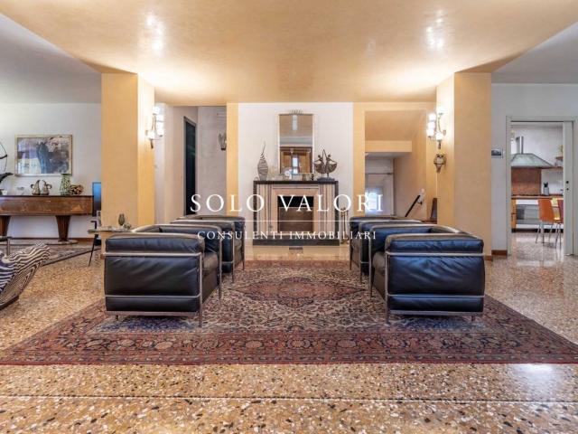 Villa in vendita a Cassola VI