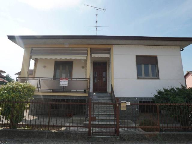 Villa in vendita a Cassolnovo PV