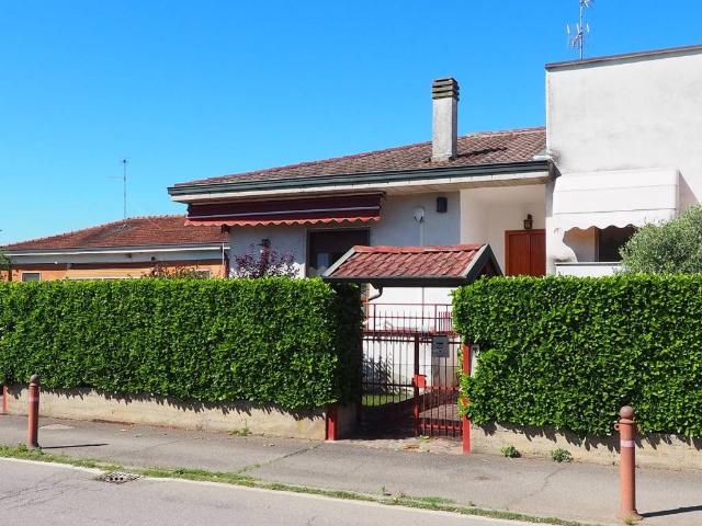 Villa in vendita a Cassano d'Adda MI