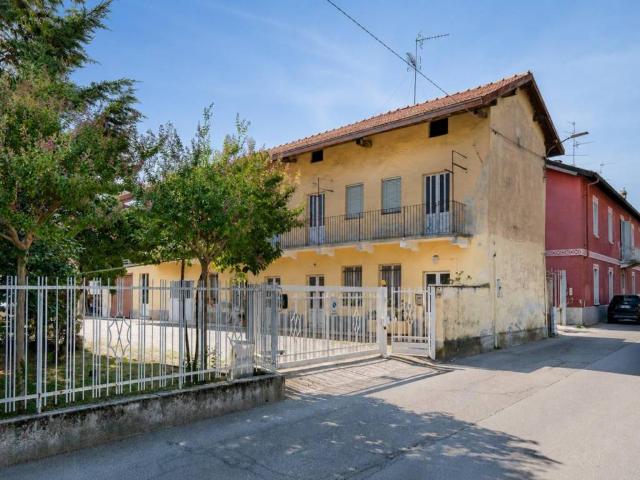 Villa in vendita a Cassano Magnago VA