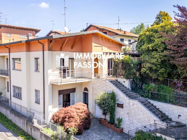 Villa in vendita a Cassano Magnago VA