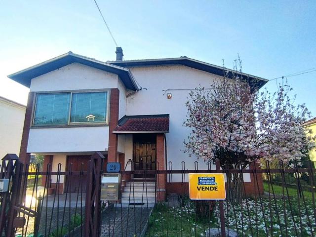 Villa in vendita a Cassano Spinola AL