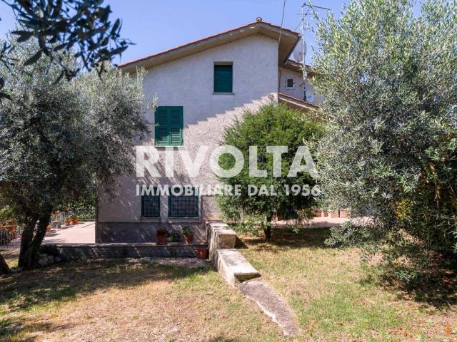 Villa in vendita a Casperia RI