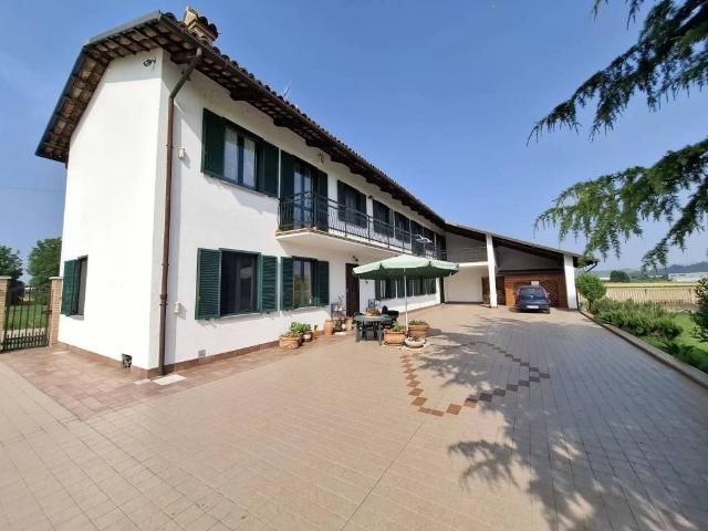 Villa in vendita a Castagnito CN