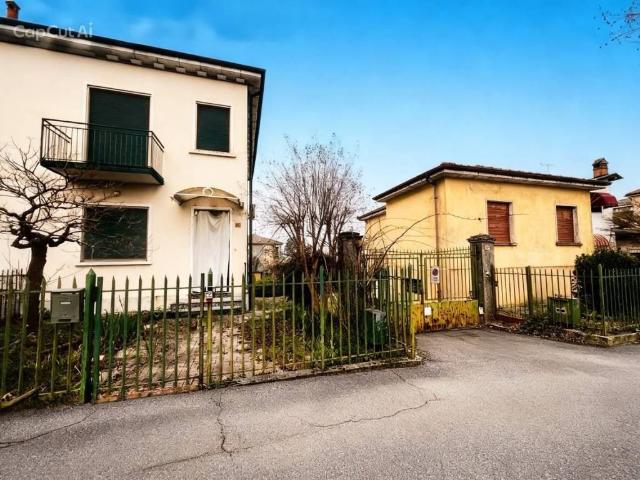 Villa in vendita a Casteggio PV