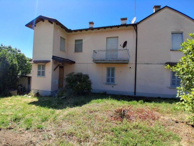 Villa in vendita a Casteggio PV
