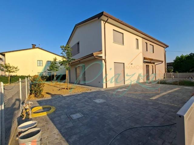 Villa in vendita a Castel Bolognese RA