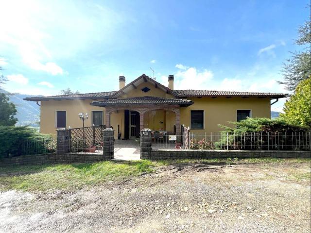 Villa in vendita a Castel d'Aiano BO
