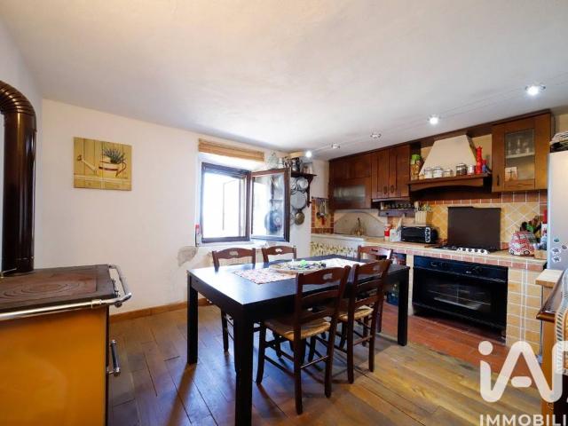 Villa in vendita a Castel del Piano GR