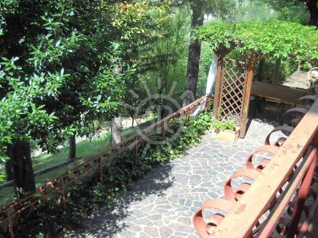 Villa in vendita a Castel del Rio BO