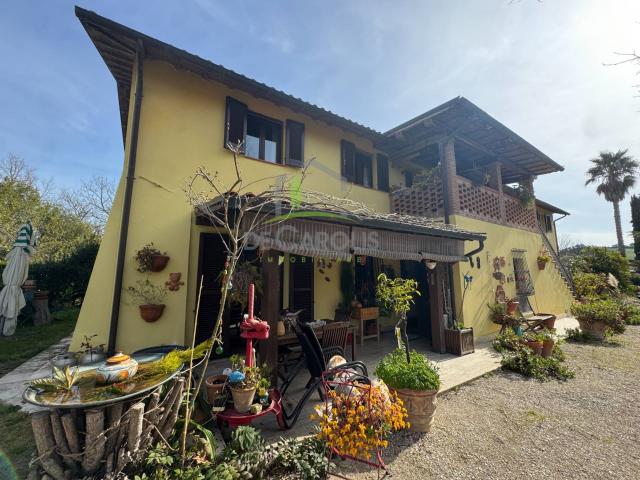 Villa in vendita a Castel di Lama, Castel di Lama Basso