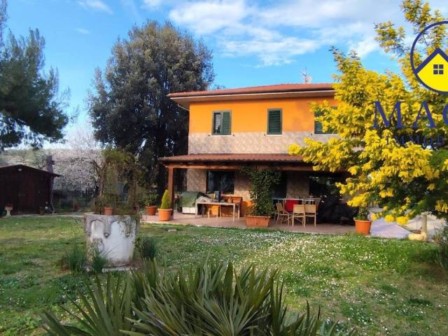 Villa in vendita a Castel di Lama AP