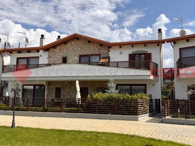 Villa in vendita a Castel di Sangro AQ