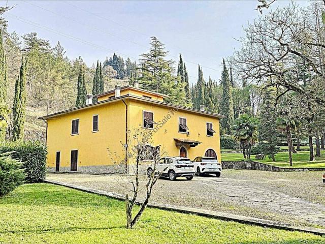 Villa in vendita a Castel Focognano AR