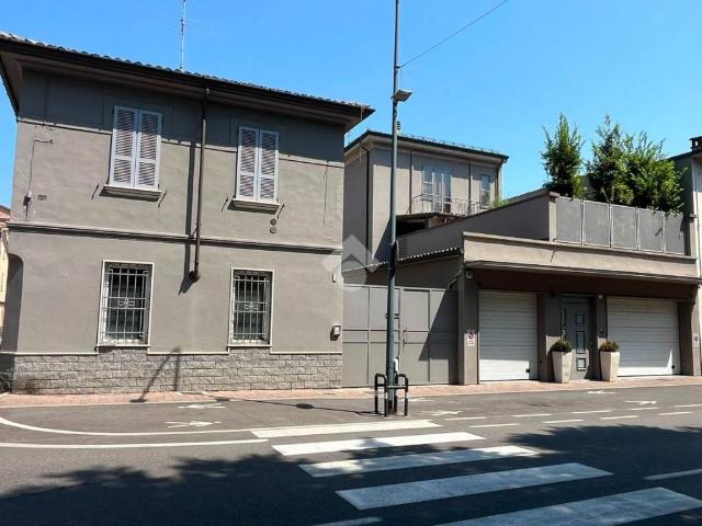 Villa in vendita a Castel San Giovanni PC