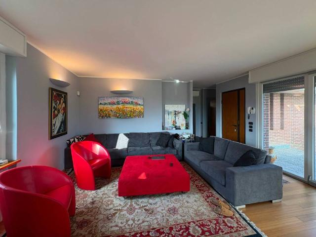 Villa in vendita a Castel San Giovanni PC