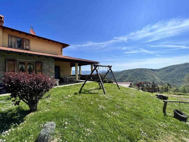Villa in vendita a Castel San Niccolò AR