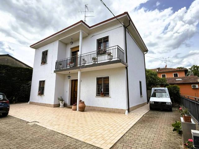 Villa in vendita a Castel San Pietro Terme BO