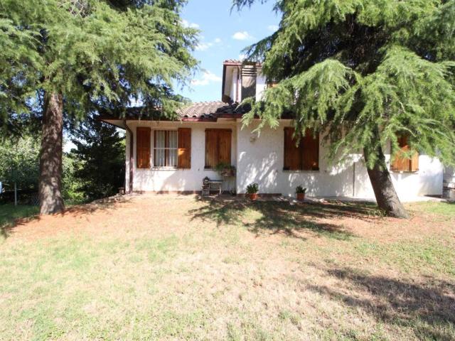 Villa in vendita a Castel San Pietro Terme BO