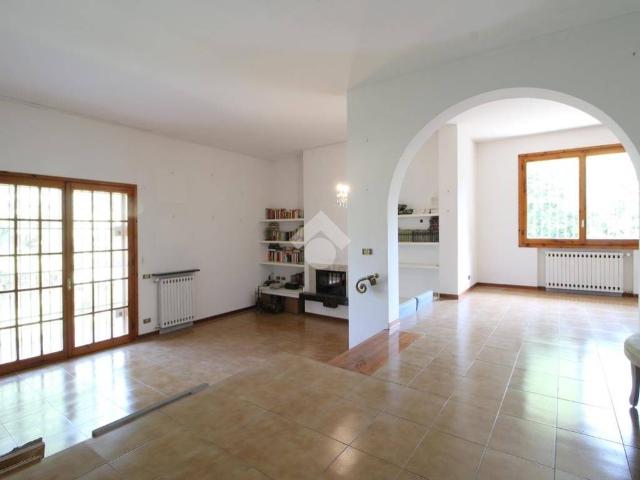 Villa in vendita a Castel San Pietro Terme BO