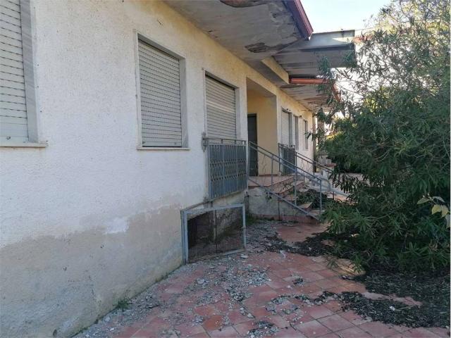 Villa in vendita a Castel Volturno CE