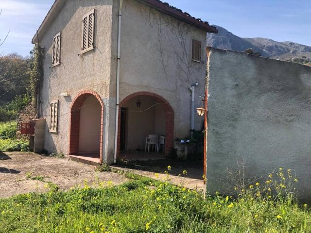 Villa in vendita a Castelbuono PA