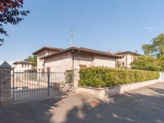 Villa in vendita a Castelfranco Emilia MO