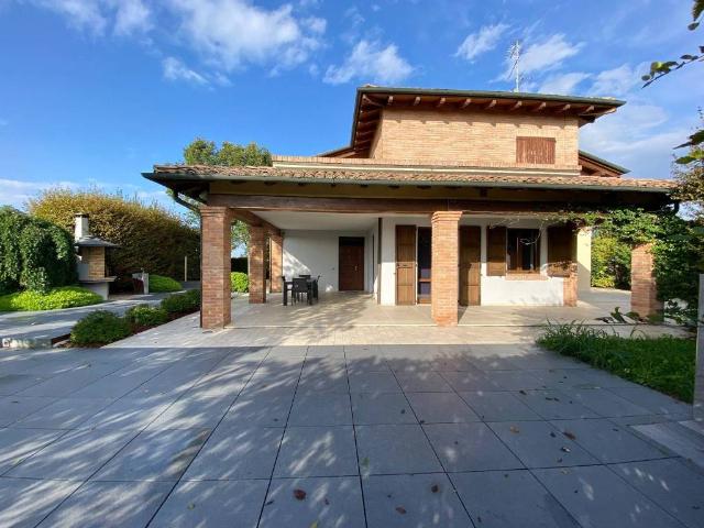 Villa in vendita a Castelfranco Emilia MO