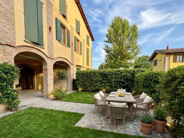 Villa in vendita a Castelfranco Emilia MO