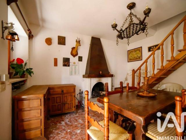 Villa in vendita a Castell'Azzara GR