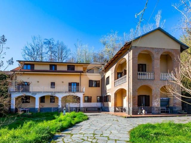 Villa in vendita a Castell'Alfero AT
