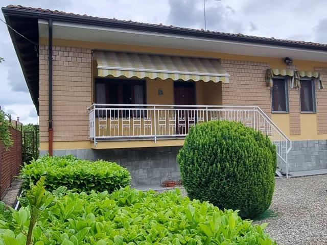 Villa in vendita a Castellamonte TO